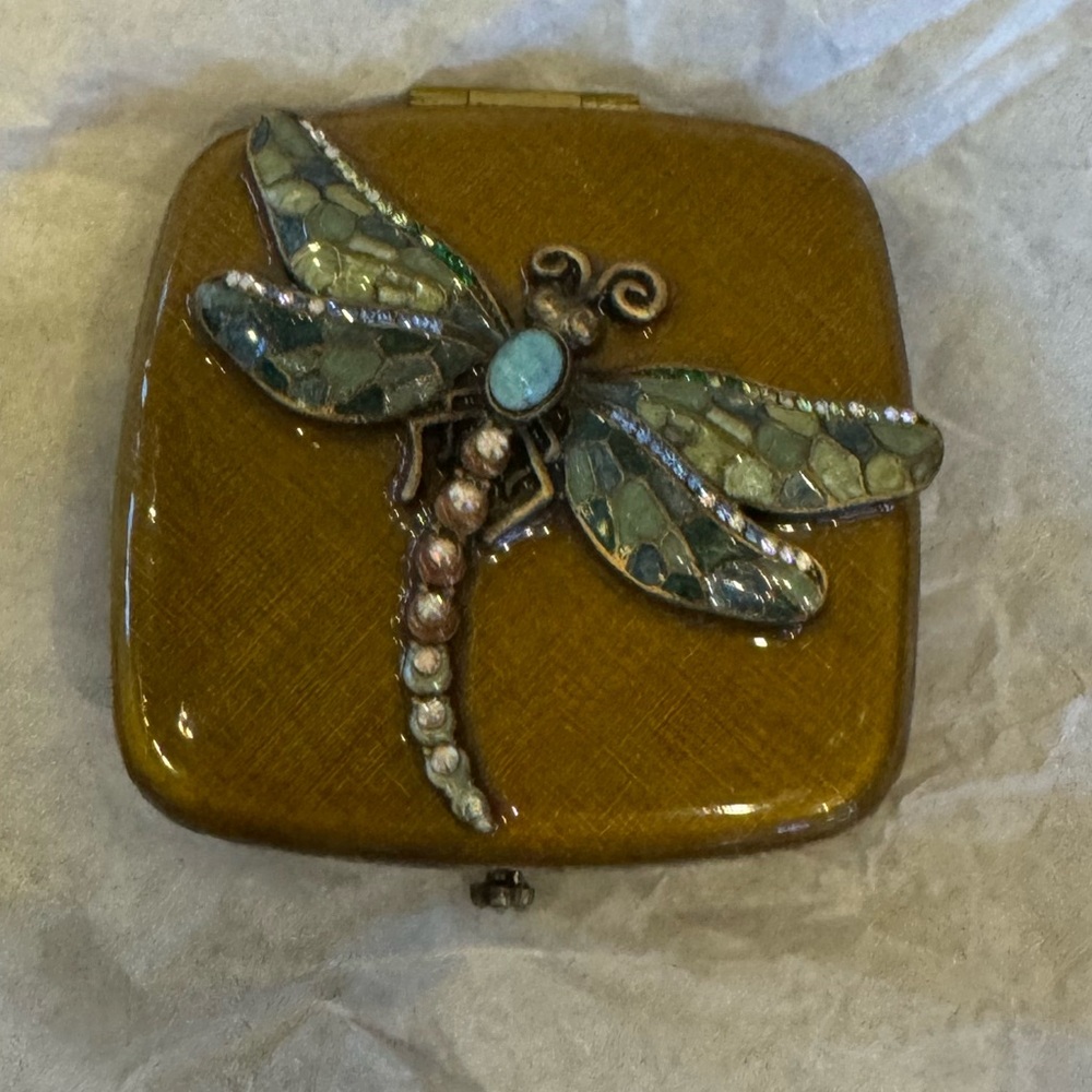 Jay Strongwater mirror compact